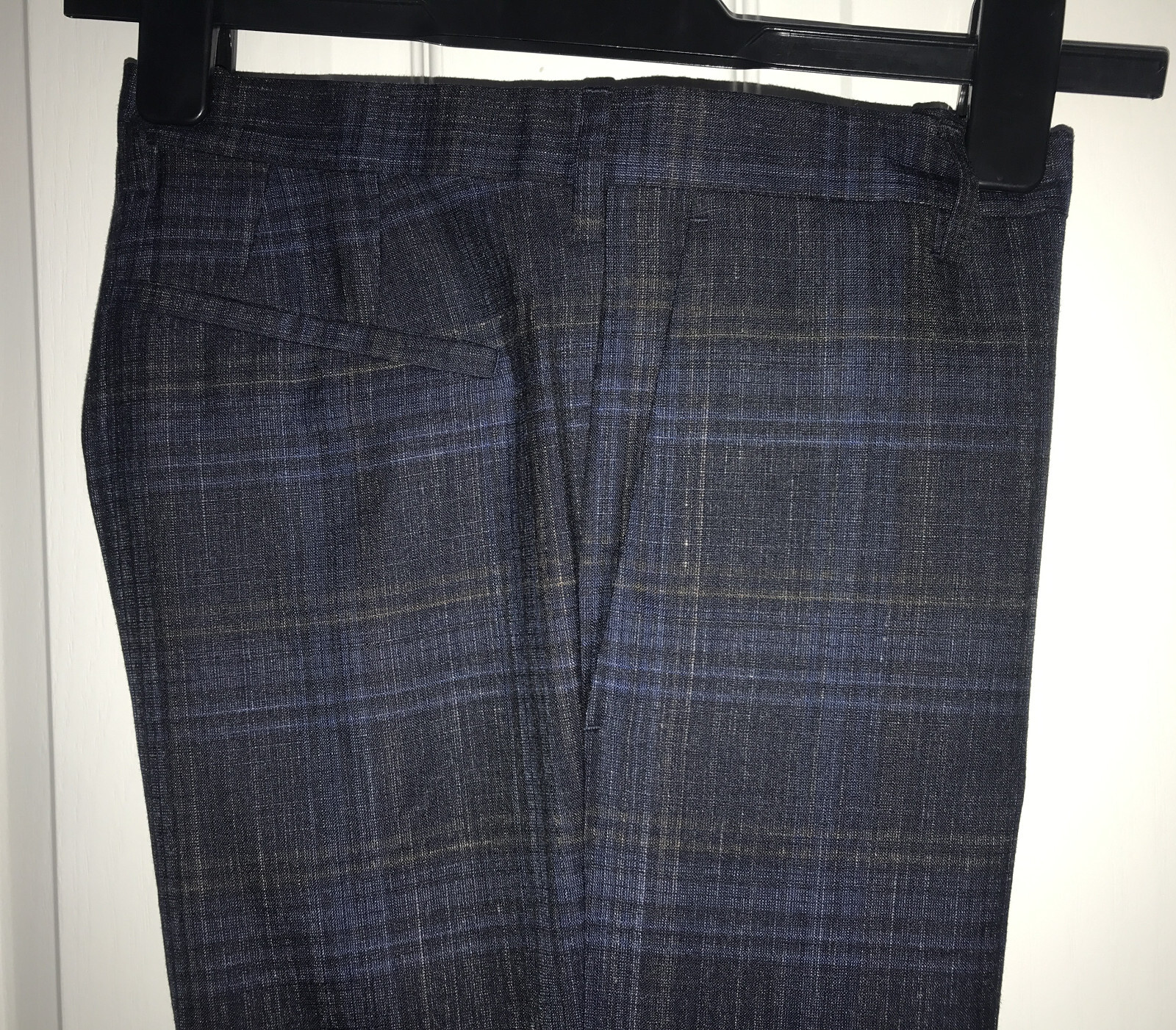 Picture 1 of 10