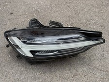 Volvo V60 Drivers O/S Headlight Mk2 32314181