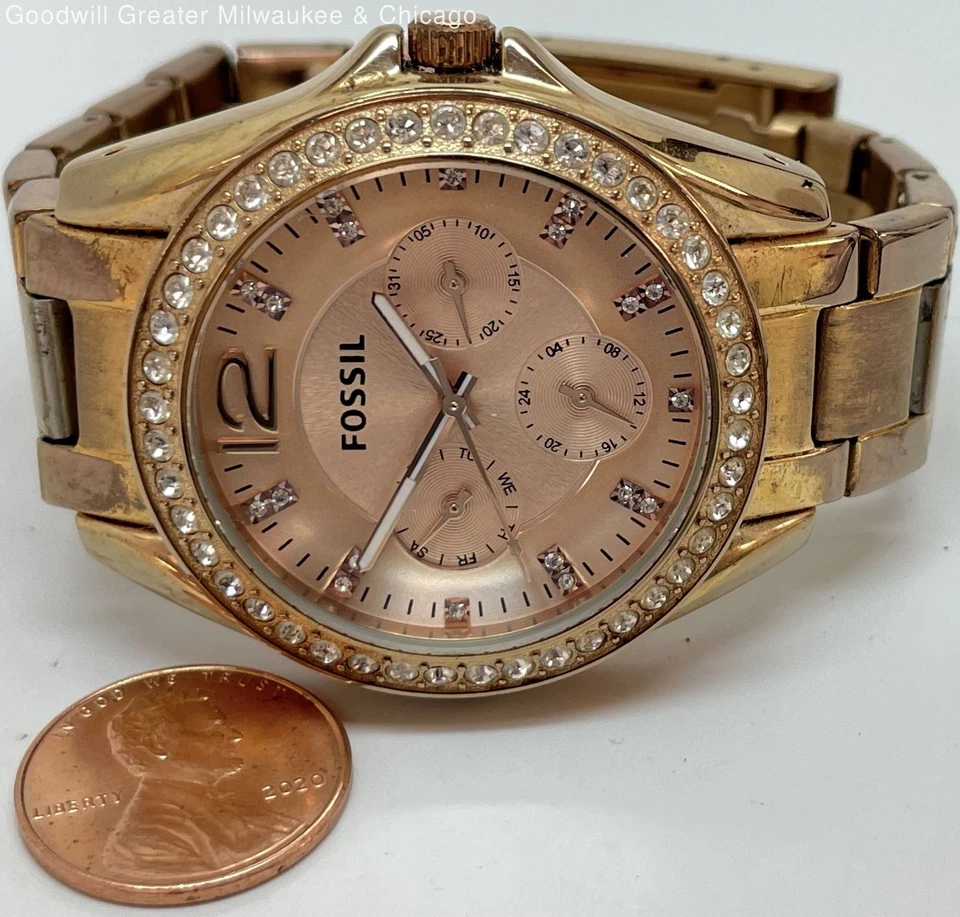 Fossil ES-2811 Rhinestone Chronograph Watch & Coach Logo Earrings 115.4g - Image 2 of 4