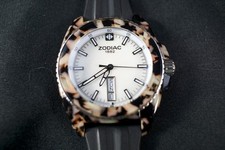 Rare Zodiac Speed Dragon ZS5543 Swiss Quartz Watch 41mm MOP Dial Tortoise Case