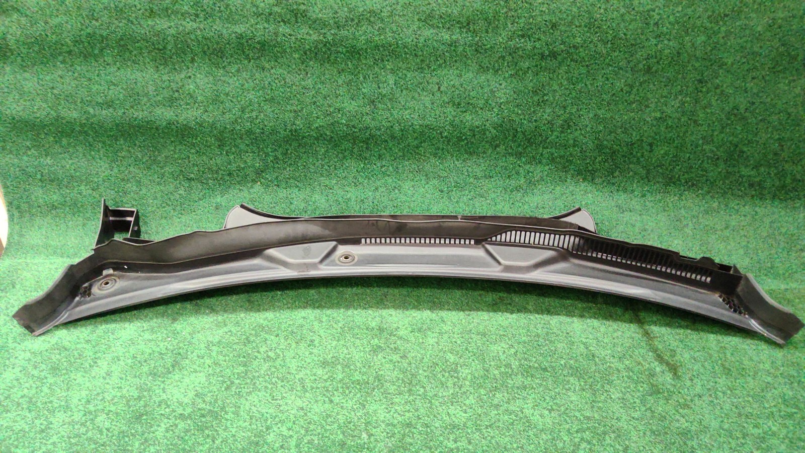 2018-2024 BMW X3 Windshield Cowl Vent Panel OEM 51717399015