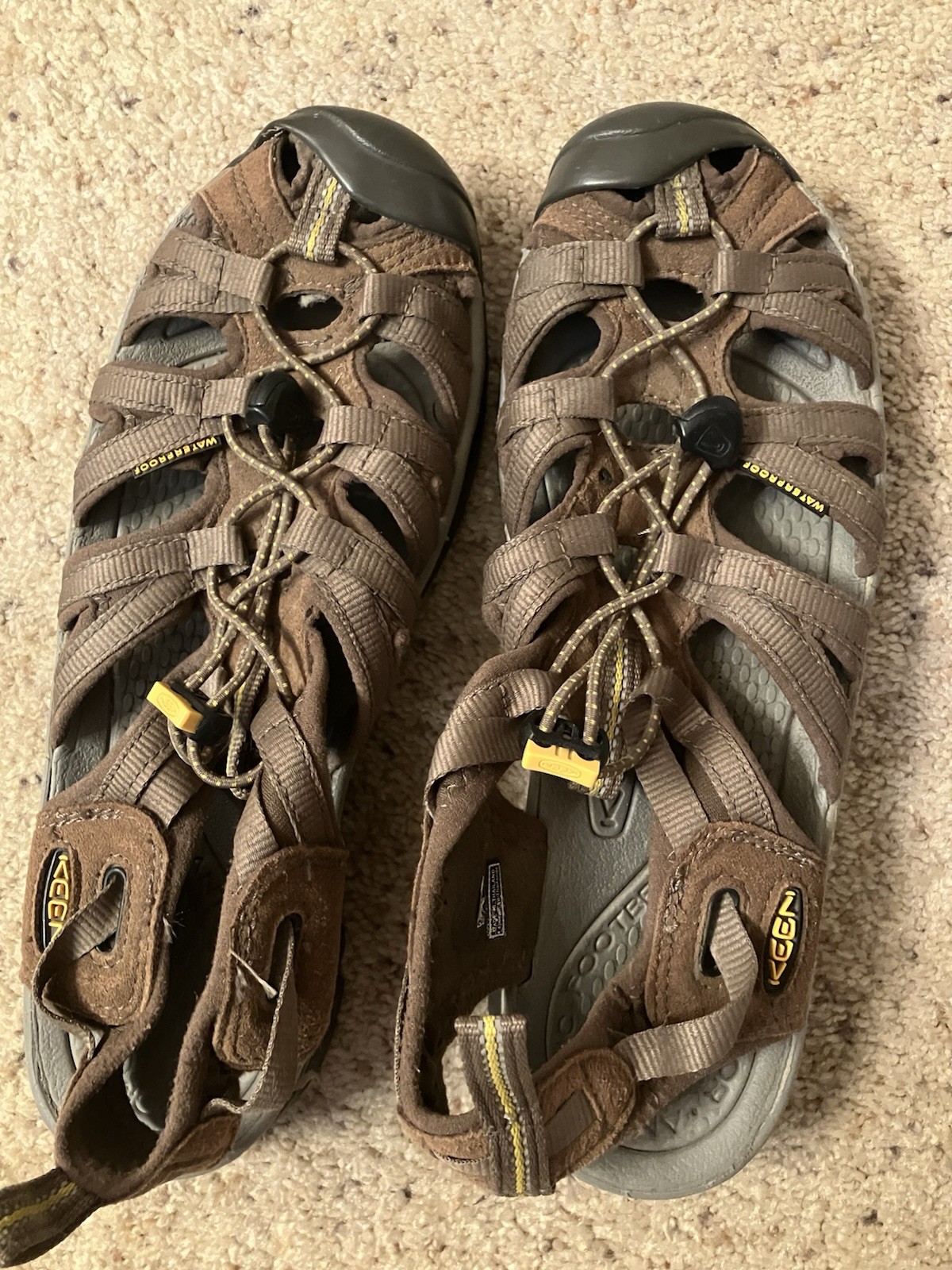 Sandali Keen Newport marroni con coulisse per il tempo libero da donna taglia 9 5