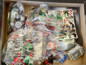 LEGO Technic 42008 Service Truck Open Box