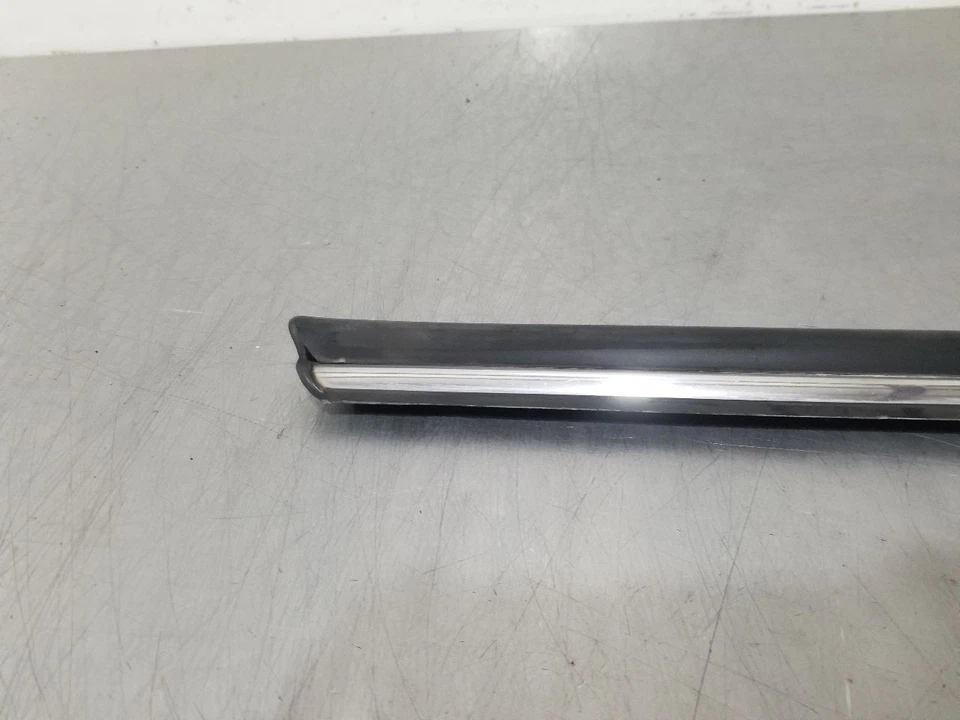 Mercedes 560SL 89 1989 guardabarros moldura conductor izquierdo Foto 3 de 4