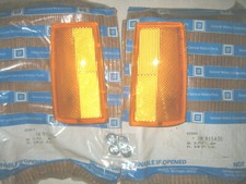 Nos Pontiac Parisienne 1983 - 1986 Gm Head Light Bezel Corner Fender Lamp Set Nos Pontiac Parisienne 1983 - 1986 Gm Head Light Bezel Corner Fender Lamp Set
