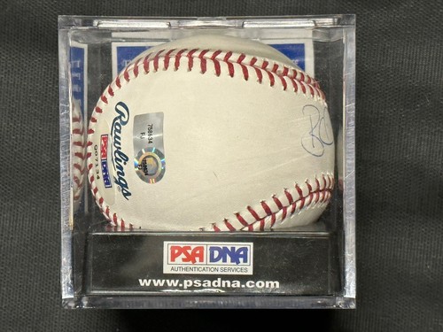 BRIAN WILSON HAND SIGNED AUTO MLB BASEBALL GRADED PSA/DNA 9 SEALED!! VERY RARE!! - Picture 3 of 8