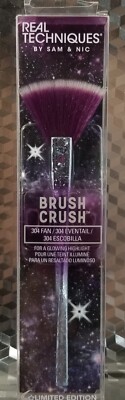 Real Techniques Limited Edition Brush Crush ~ 304 Fan Brush ~ NIB