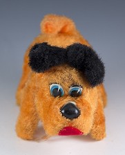 Vintage TN Mechanical Wind Up Sniffing Dog Toy Made In Japan