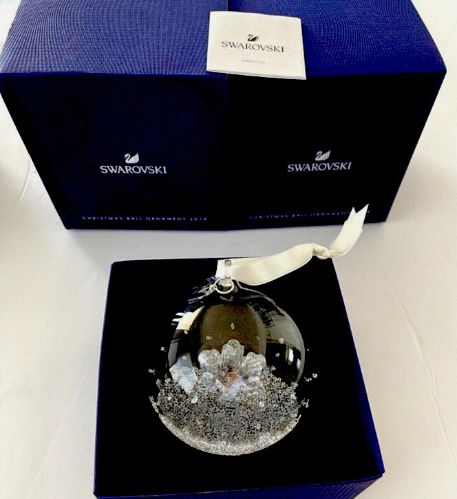NIB Swarovski Christmas Ball 2019 Annual Edition Crystal Ornament