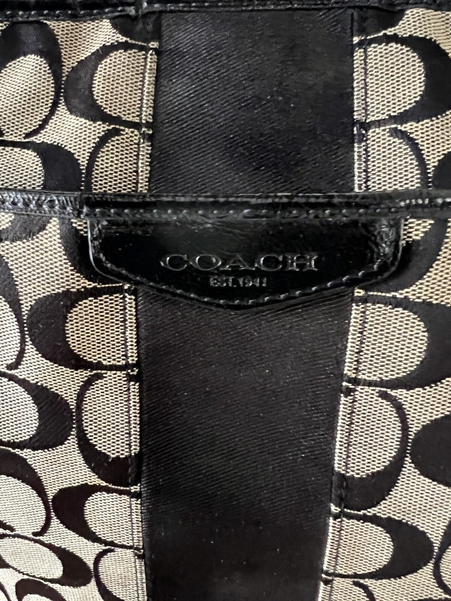 coach signature Canvas Logo black & Gray shoulder bag (See Pics