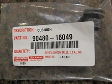 TOYOTA OEM Engine Appearance Cover Engine Cover Cushion Grommet 90480-16049