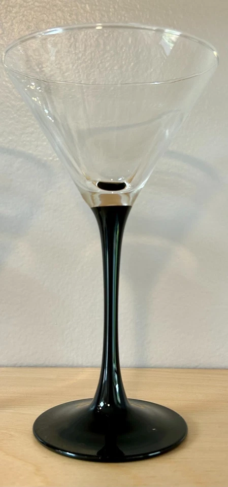 Juego de 4 vasos vintage Luminarc de cristal de dominó con tallo negro Martini de 4 OZ  Foto 2 de 4