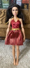 Muñeca articulada de 12" Diana Prince lista para la batalla Gal Gadot Wonder Woman WW84