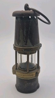 SMALL ANTIQUE MINERS LAMP WOLF SAFETY LAMP CO WM MAURICE LTD SHEFFIELD BABY WOLF