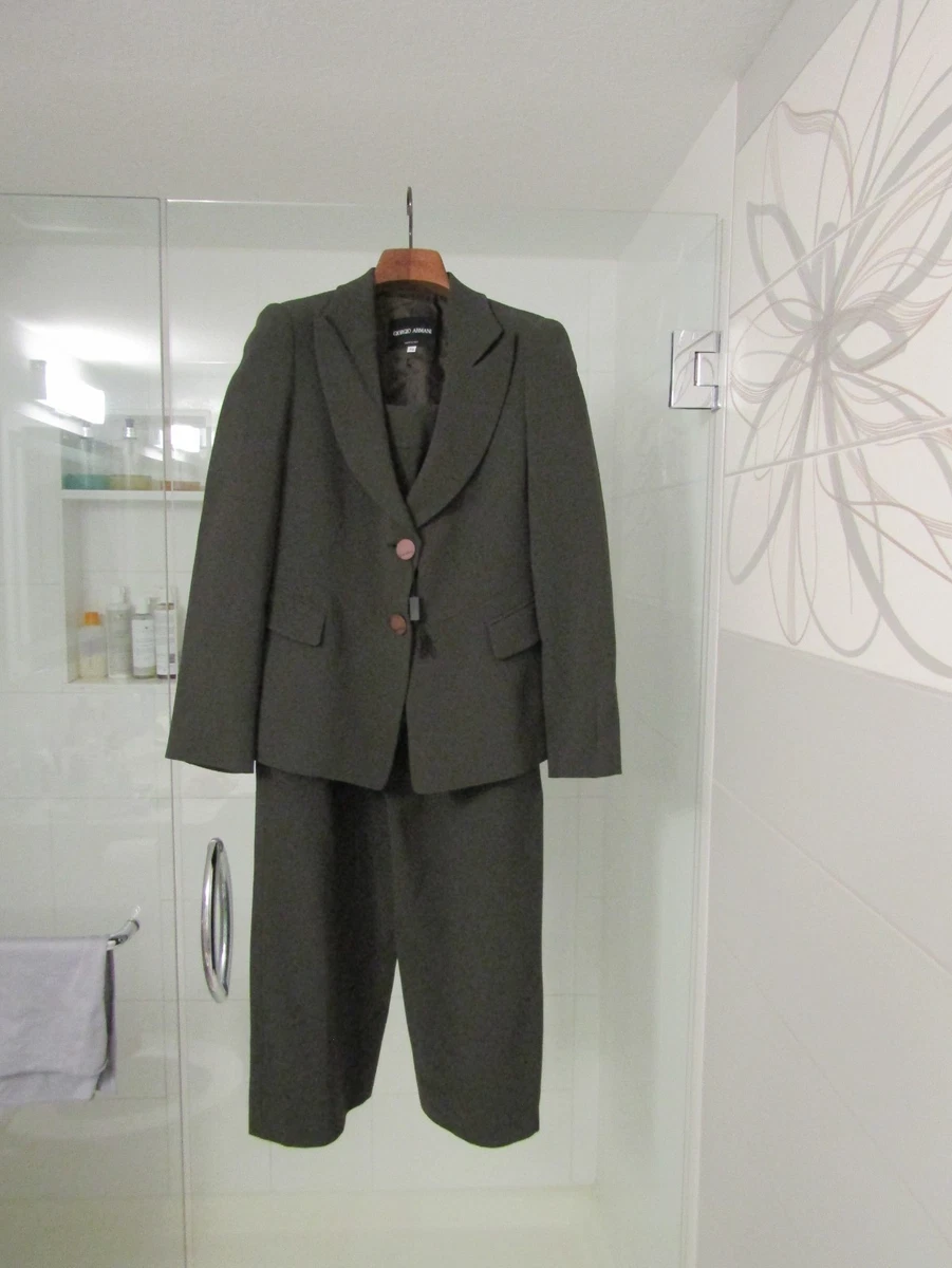 Giorgio Armani 38 Size Suits & Suit Separates for Women for sale