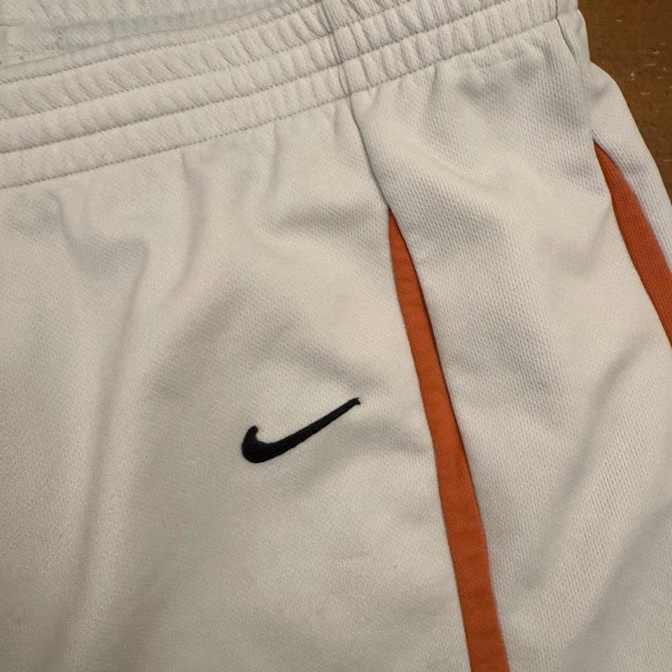 VINTAGE Bowling Green State Falcons Shorts Mens 3XL White Team Issued Nike - Image 3 of 4