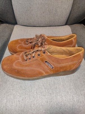 Regent Suede Shoes Men's Size 10.5 Made In Taiwan