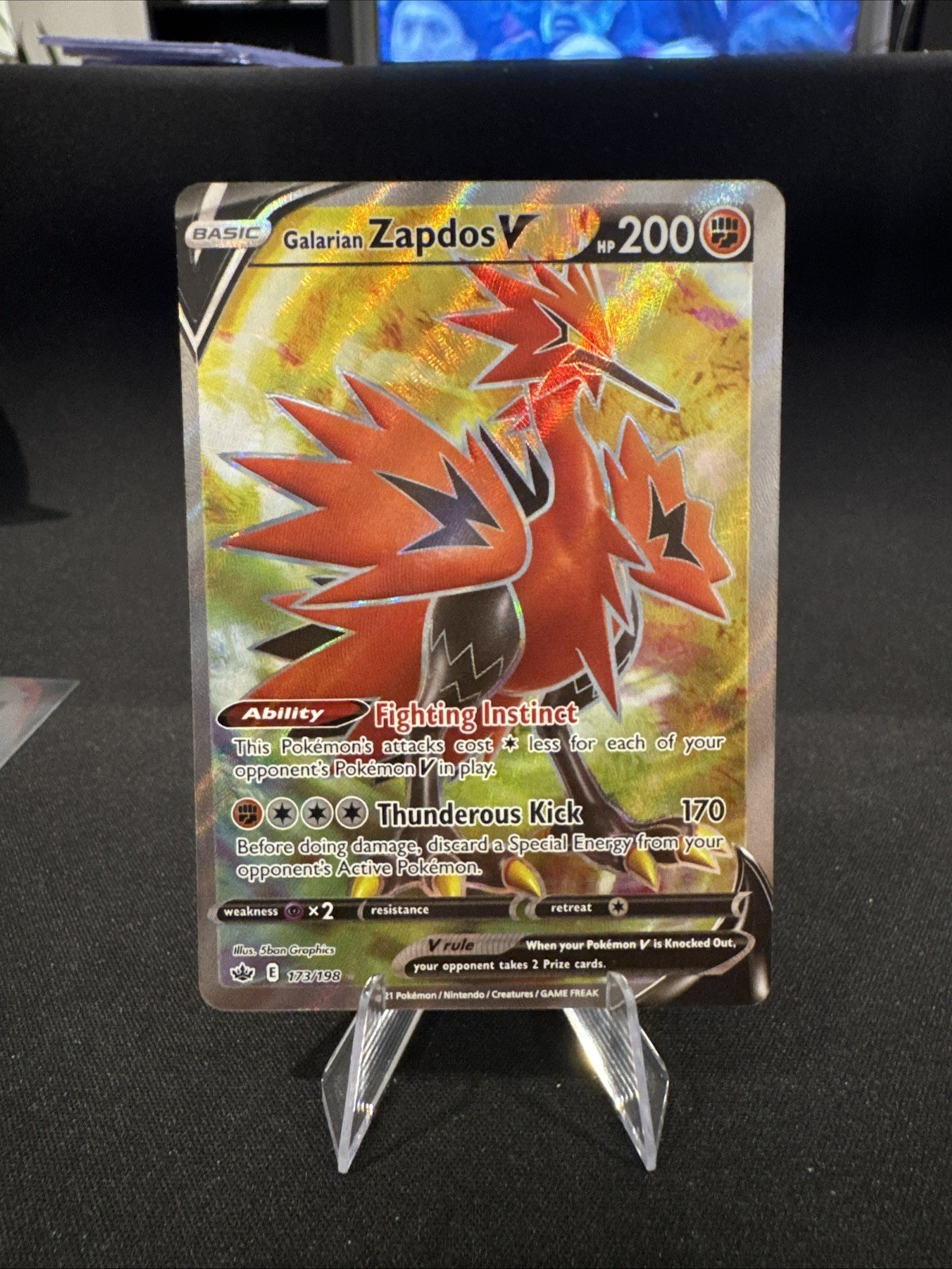 Galarian Zapdos V 173/198 Full Art - Chilling Reign - Pokemon TCG -