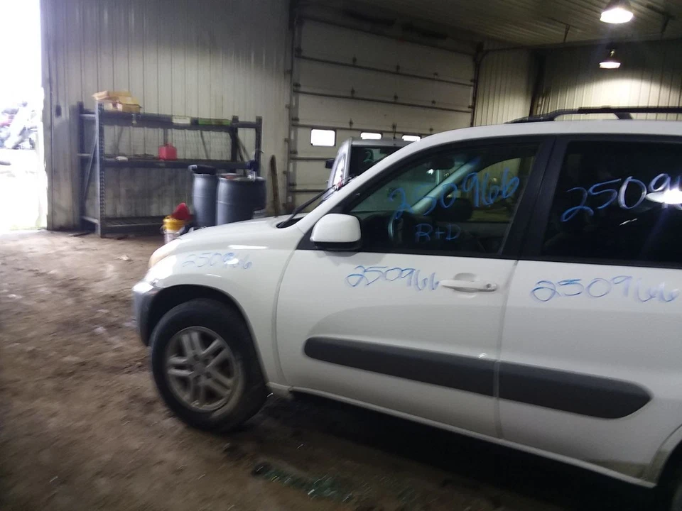 Velocímetro Cluster MPH compatible con 01-03 RAV4 2099891 Foto 3 de 4