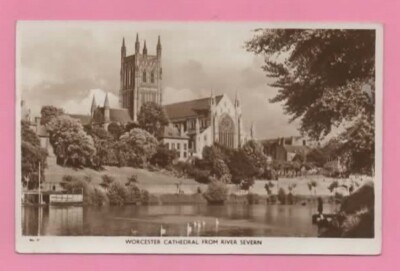 012209  Postcard  WORCESTER  Worcestershire