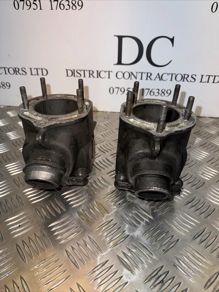 ORIGINAL OEM YAMAHA BANSHEE 350 BARRELS/CYLINDERS RIGHT BORE IS DAMAGED 65mm - Image 3 of 4