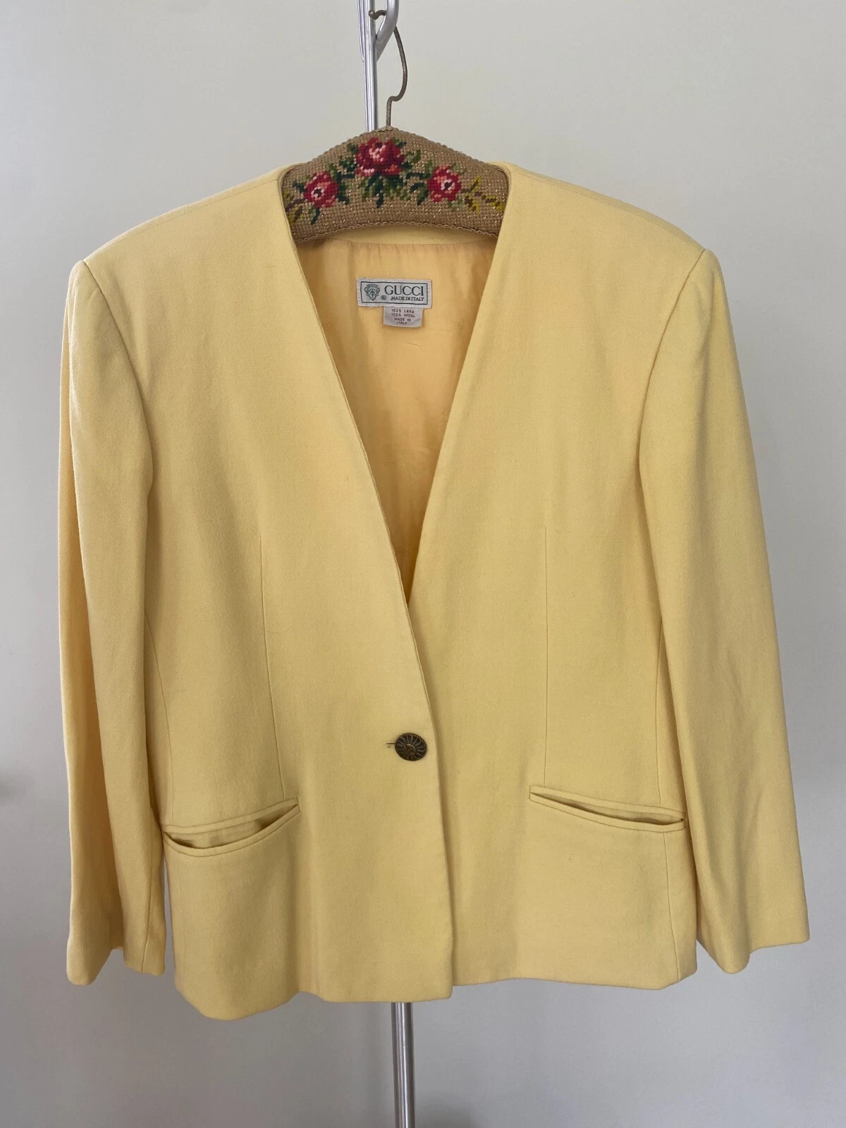 Vintage Gucci Blazer Size M (38) Yellow 100% Wool Sun Button Luxury Jacket