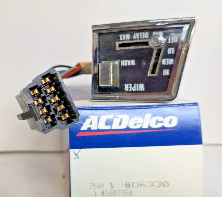 NOS AC DELCO (GM) WIPER/WASHER SWITCH 1974-1979 CADILLAC 1607350 D6330