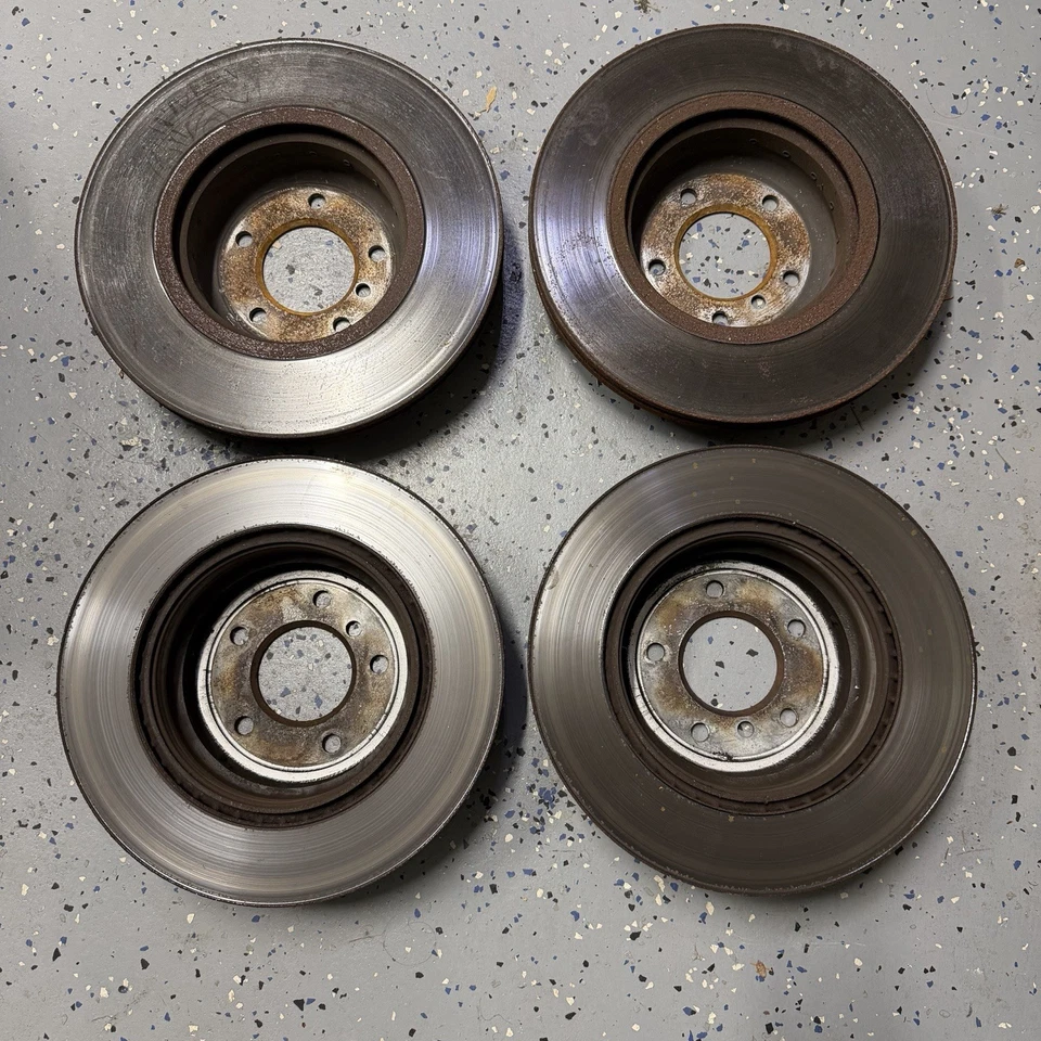 Discos y pastillas de freno BMW 135i - E82 Foto 2 de 4