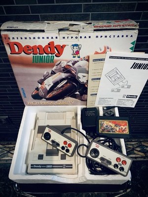 Dendy Junior Steepler 8-bit Famiclone (Nes) Collectible Game Console (Rare)