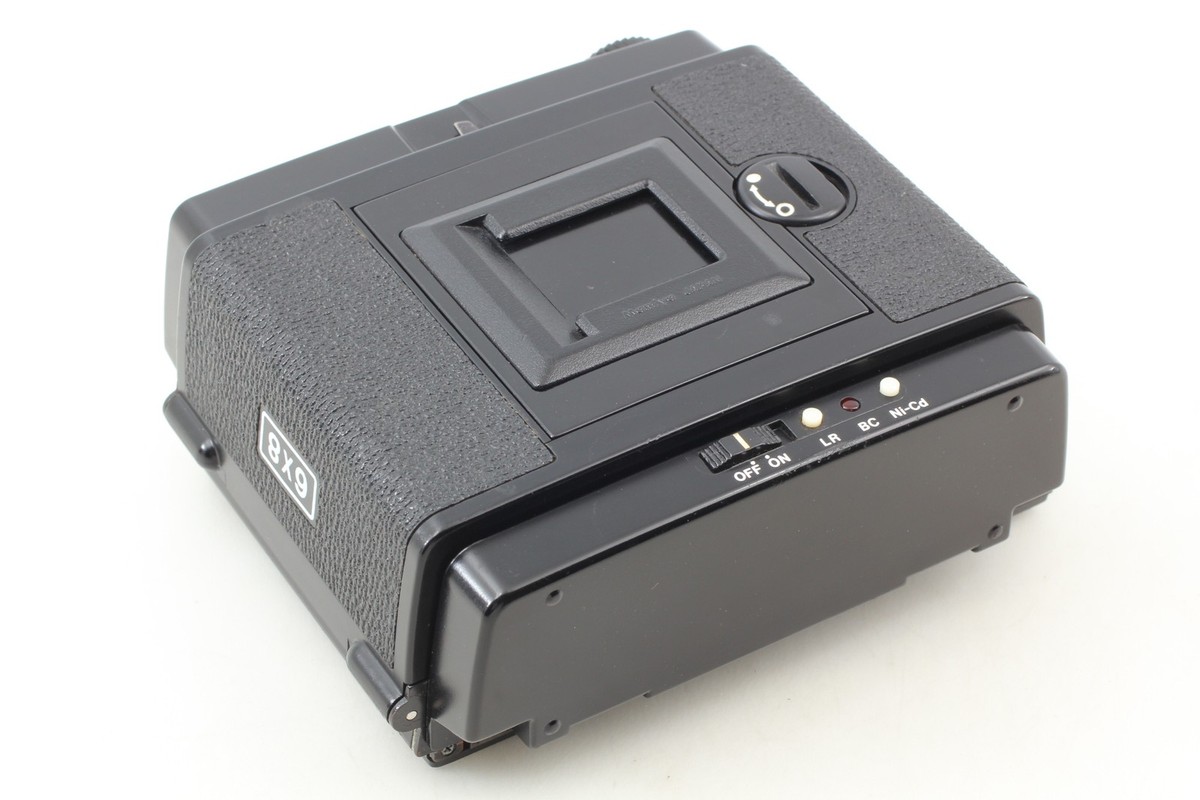 マミヤ Mamiya RB67 6x8 Motorized 120 220 Near MINT] Mamiya RB67 6x8 Motorized 120 220 Roll Film Back PRO S