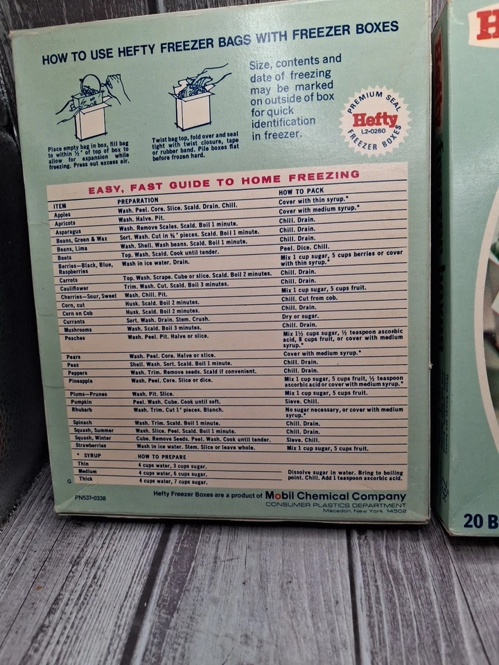 Vintage Hefty Freezer Boxes PINT Size 20 Count UNOPENED BOX Set Of Two - Image 4 of 4