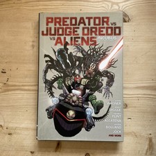 PREDATOR vs JUDGE DREDD vs ALIENS: INCUBUS GRAPHIC NOVEL: 2000AD  Hardback