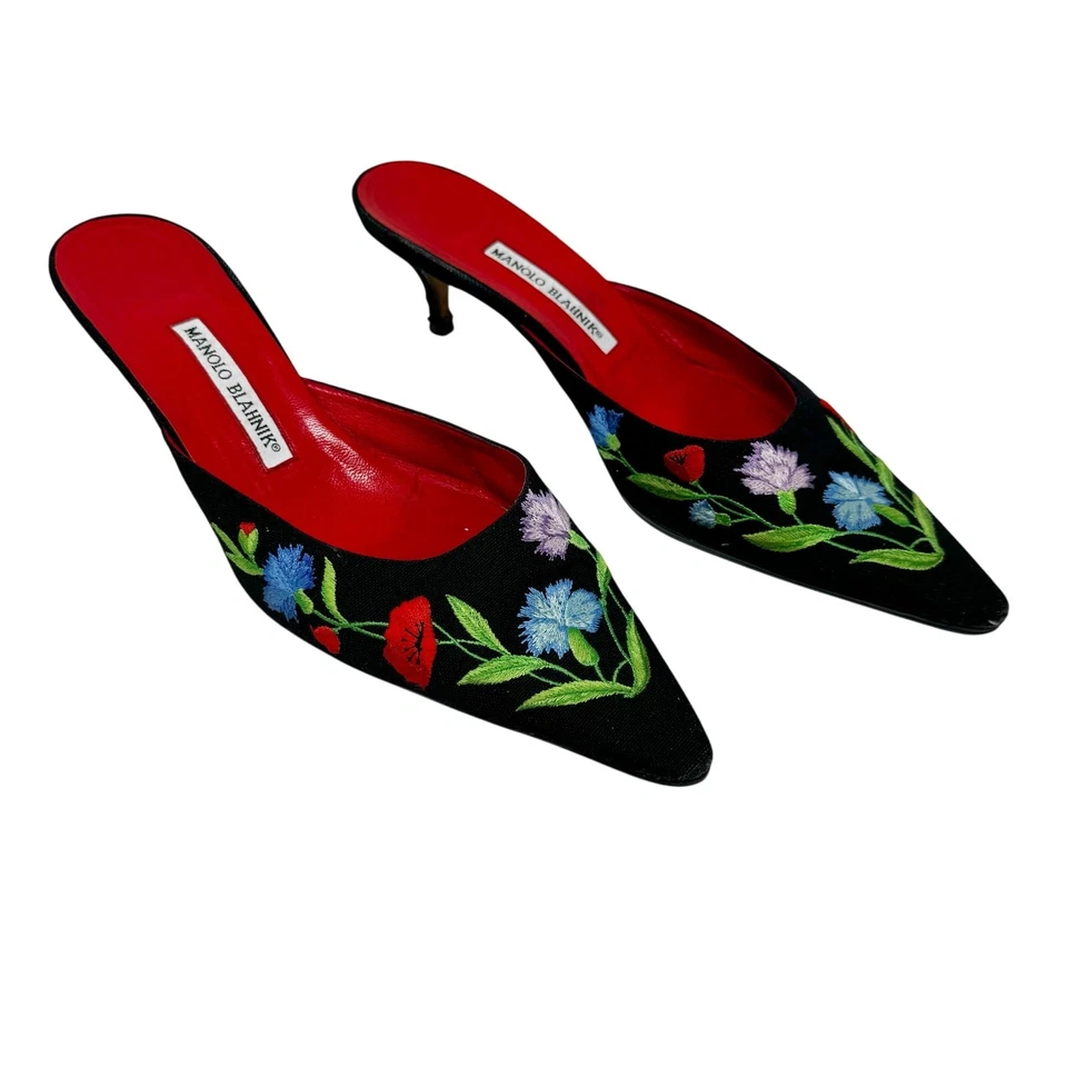 Manolo Blahnik Vintage Floral Embroidered Canvas Mules Point-Toe Covered Heel - Image 4 of 4