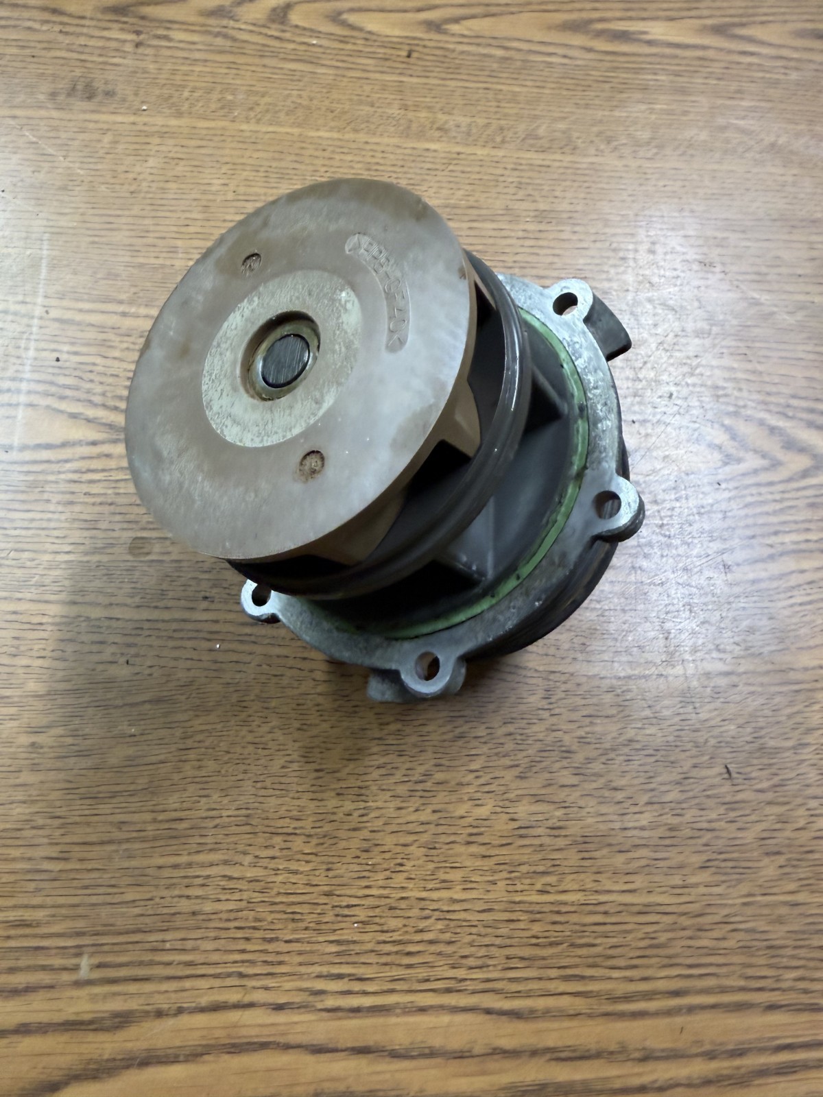 04-19 Maserati GranTurismo M145 S Quattroporte Engine Water Pump OEM