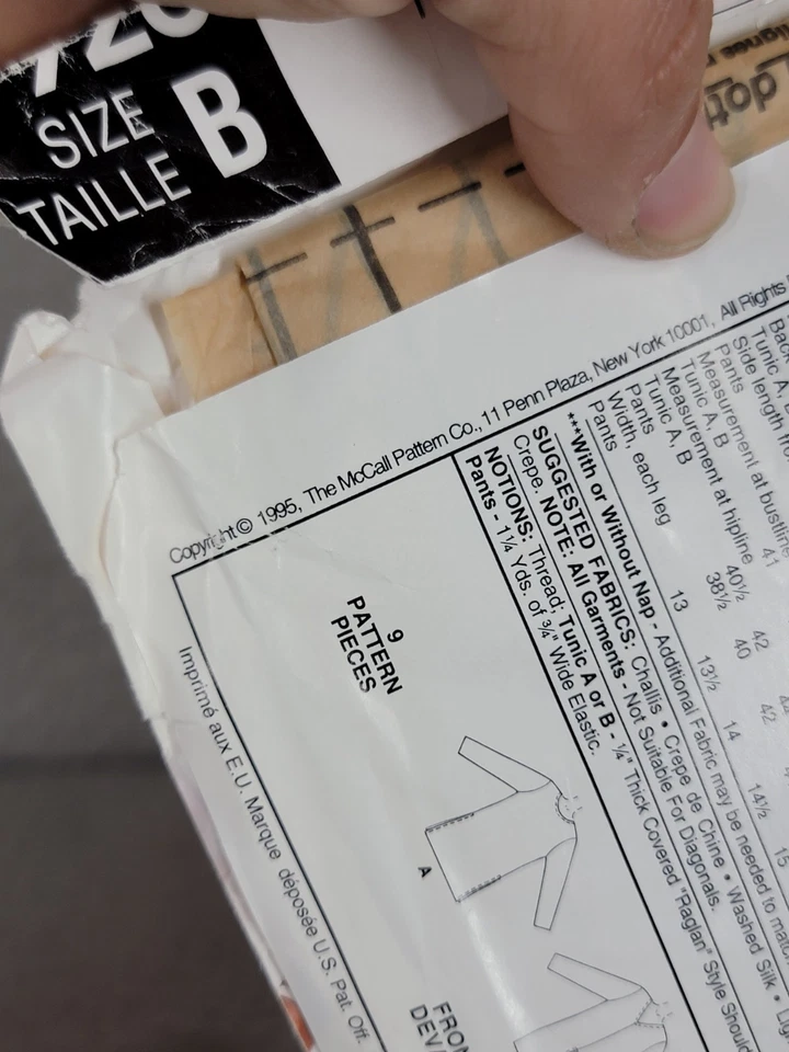 VTG McCall's Easy Stitch 'n Save #7926 Womans Tunic & Pull On Pants Uncut 18-24 - Image 3 of 4