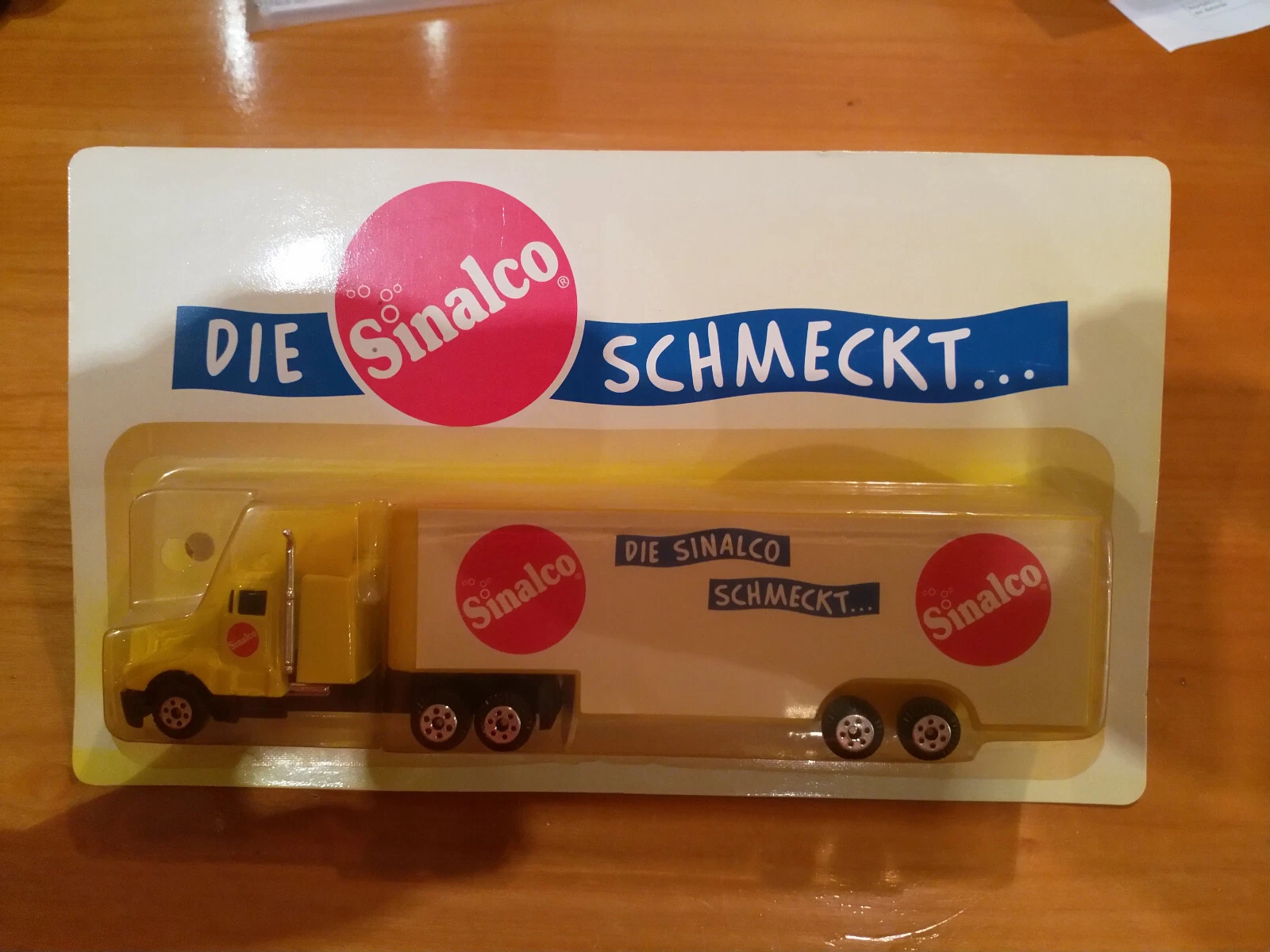 Bild 3 von 6