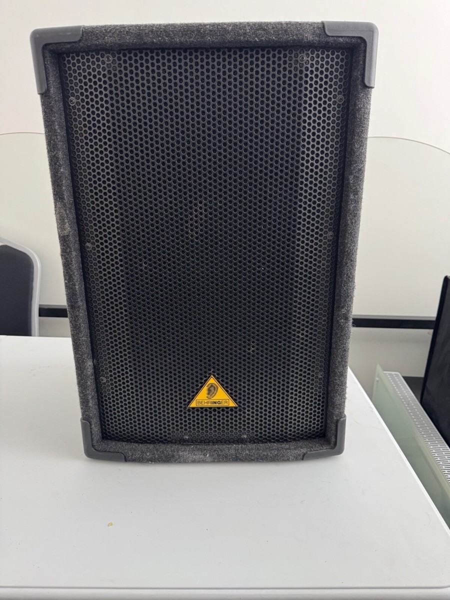 2 x Behringer EUROLIVE B1220 - 200W 12