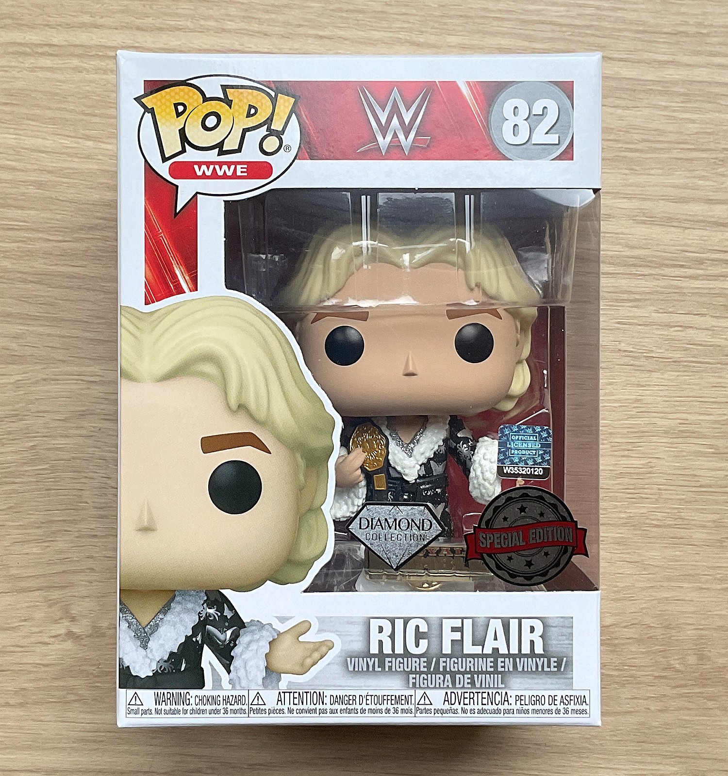 Funko Pop Wwe Ric Flair Royal Rumble Diamond Glitter + Pin #82 + Protector Gratis