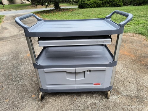 Rubbermaid Commercial Fg409400gray Service Cart, 300 Lb Load Capacity. Free P/U