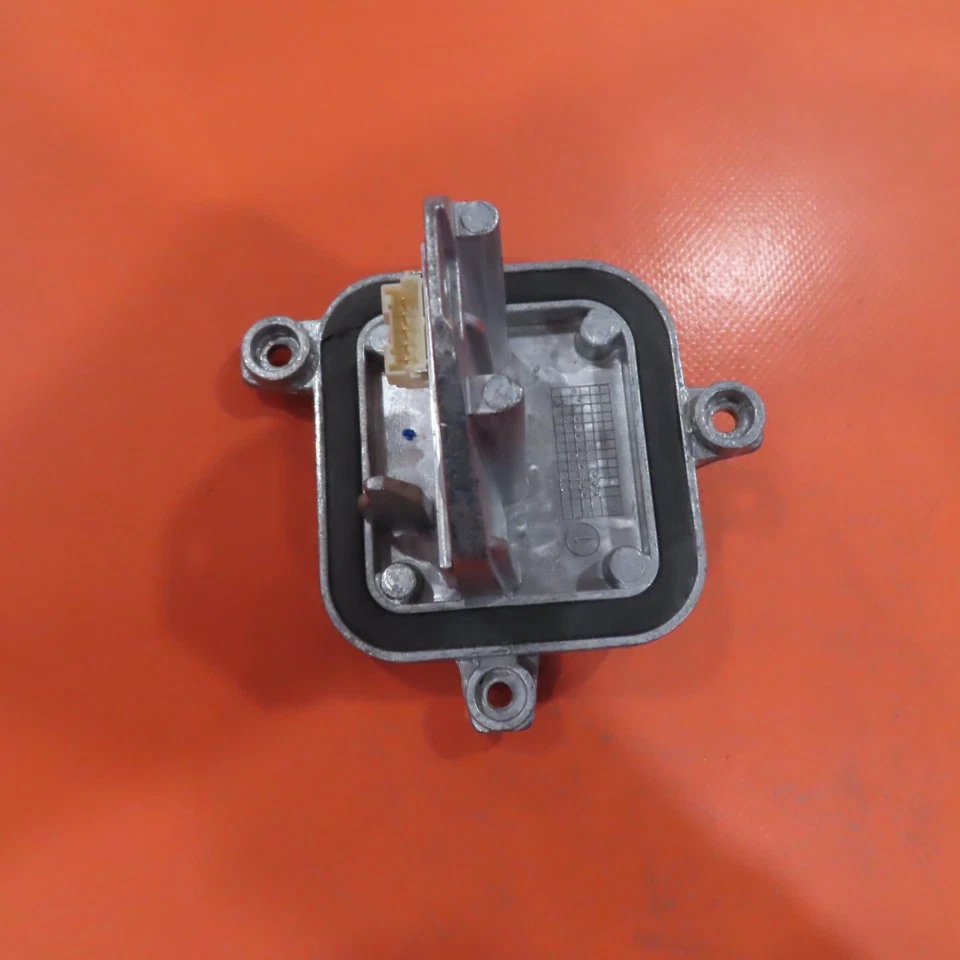 BMW X1 MÓDULO DE CONTROL FARO XENÓN SUPERIOR DERECHO 2016 2017 2018 2019 90068145 OEM Foto 3 de 4