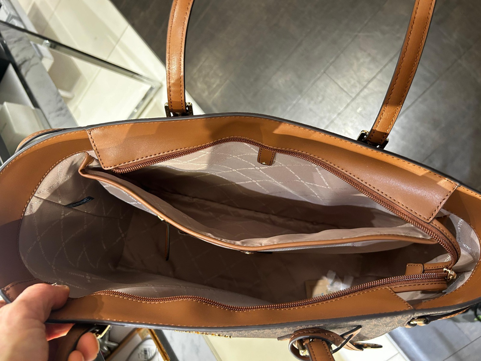 Michael Kors Voyager Women Large MK Logo Top-Zip Shoulder Tote Bag ...