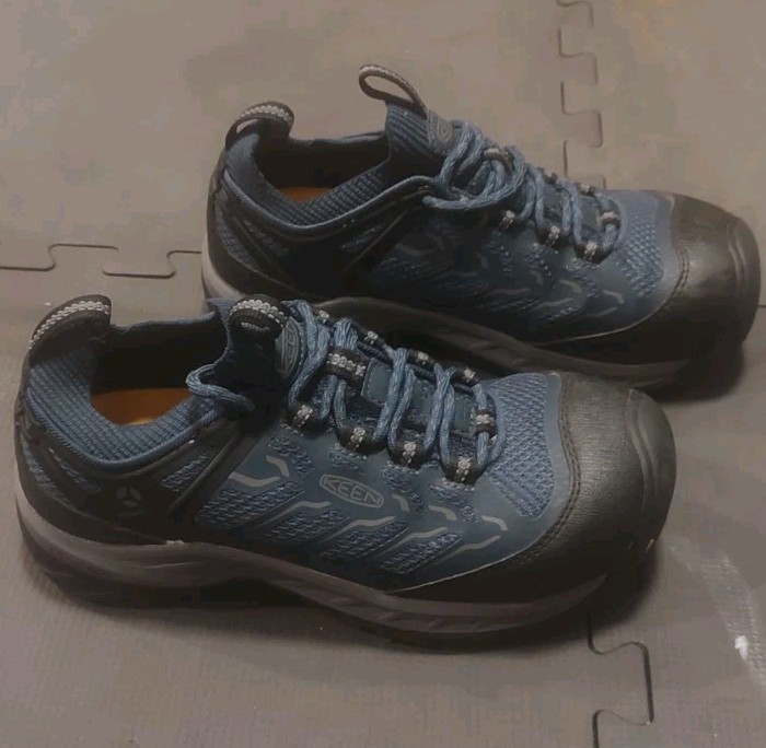 Scarpe da lavoro sportive di sicurezza KEEN donna Midnight Navy punta composita taglia US