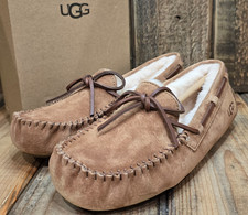 UGG DAKOTA SLIPPER WOMENS US 6 CHESTNUT BROWN SUEDE WOOL LINED MOCCASIN STYLE