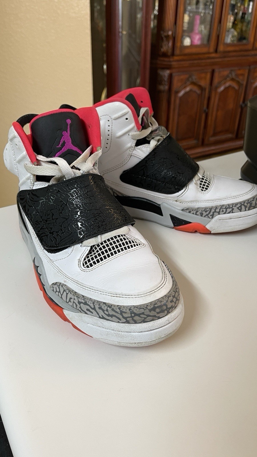 Jordan Son of Mars Hot Lava 2015 Retro White Cement Black Purple Sneakers 8.5 thumbnail 4