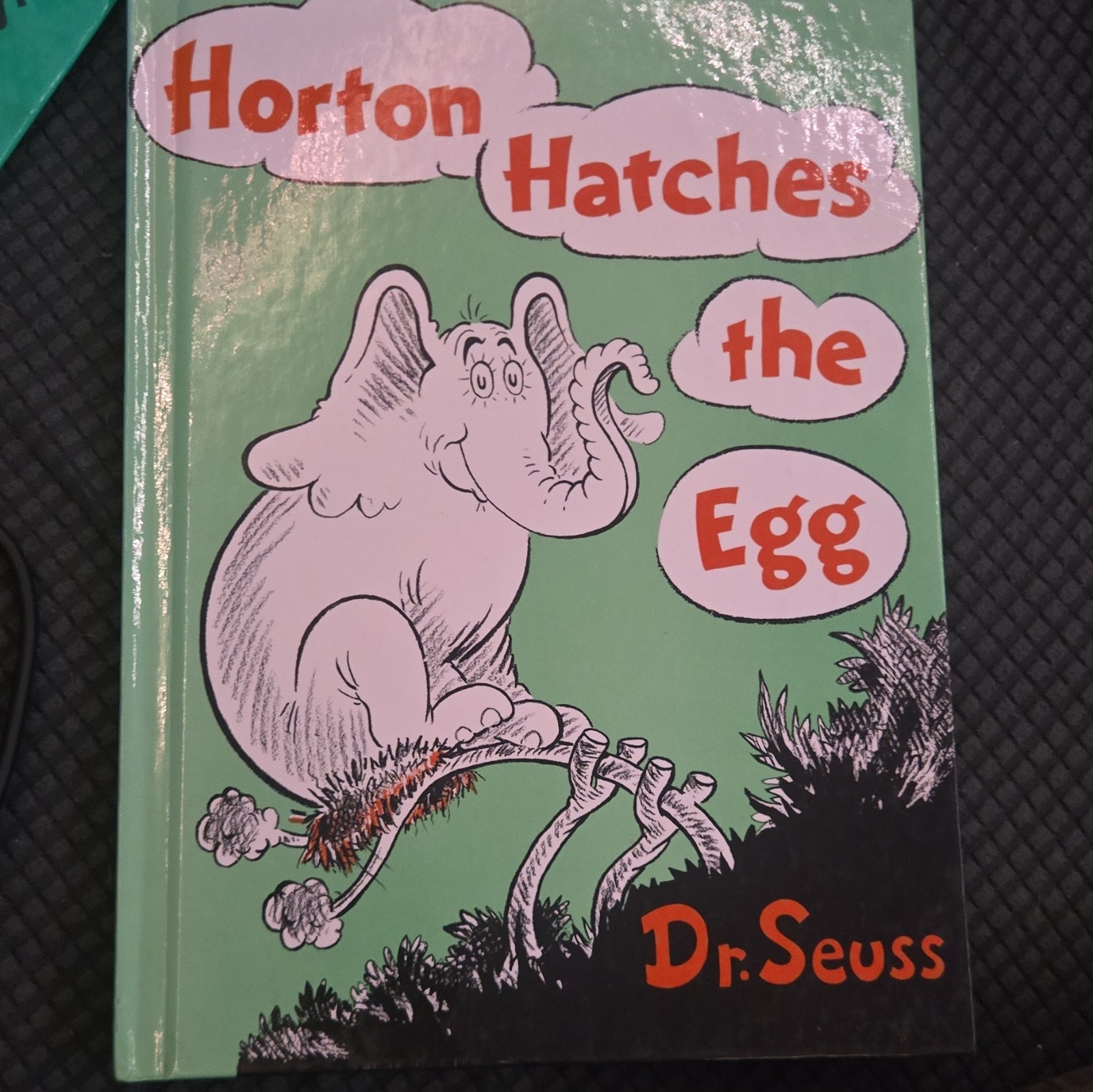Dr. Seuss Horton Hatches the Egg HC Illustrated Classic Seuss Series