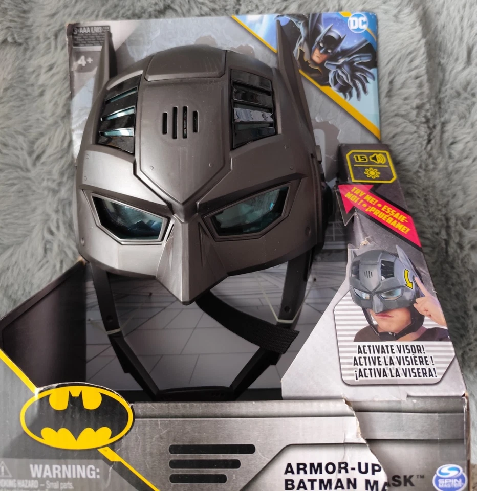 🦇 DC Comics Armor-Up Batman-Maske – Mit Licht- & Soundeffekten - Guter Zustand! - Bild 2 von 4
