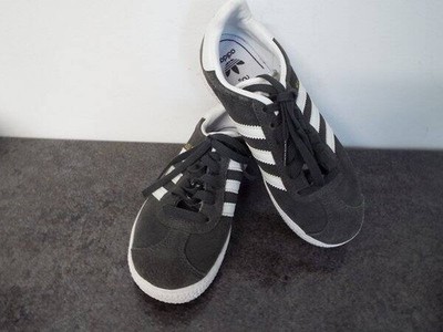 Adidas Originals Gazelle Kinder / Junior Sneaker Grau UK 1 EU 33 Top Zustand!