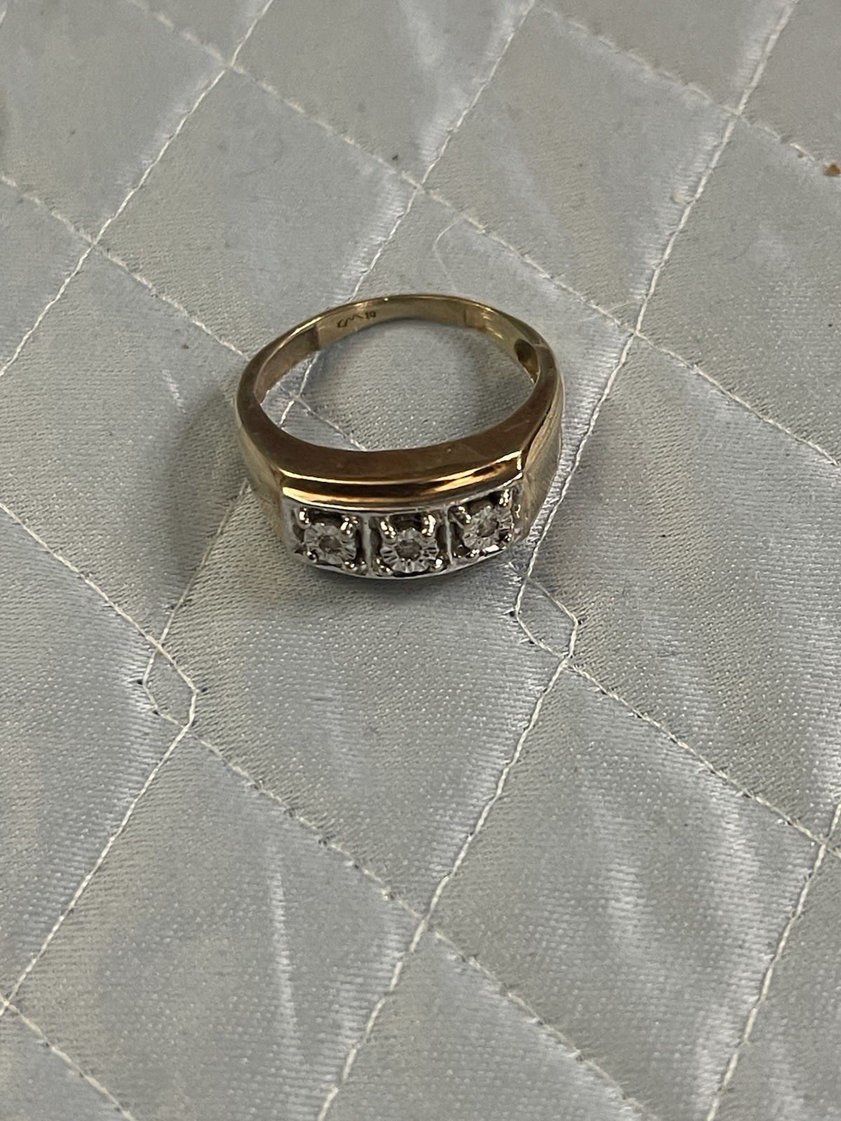 Used 10k Solid Solid Gold With 3 Diamonds Man Rin… - image 3