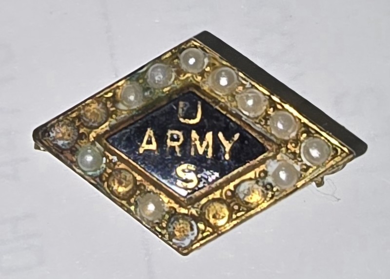 WWII SWEETHEART PIN US ARMY Seed Pearls Vintage