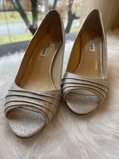 nina peep toe Silver Sparkle heels Super Comfy